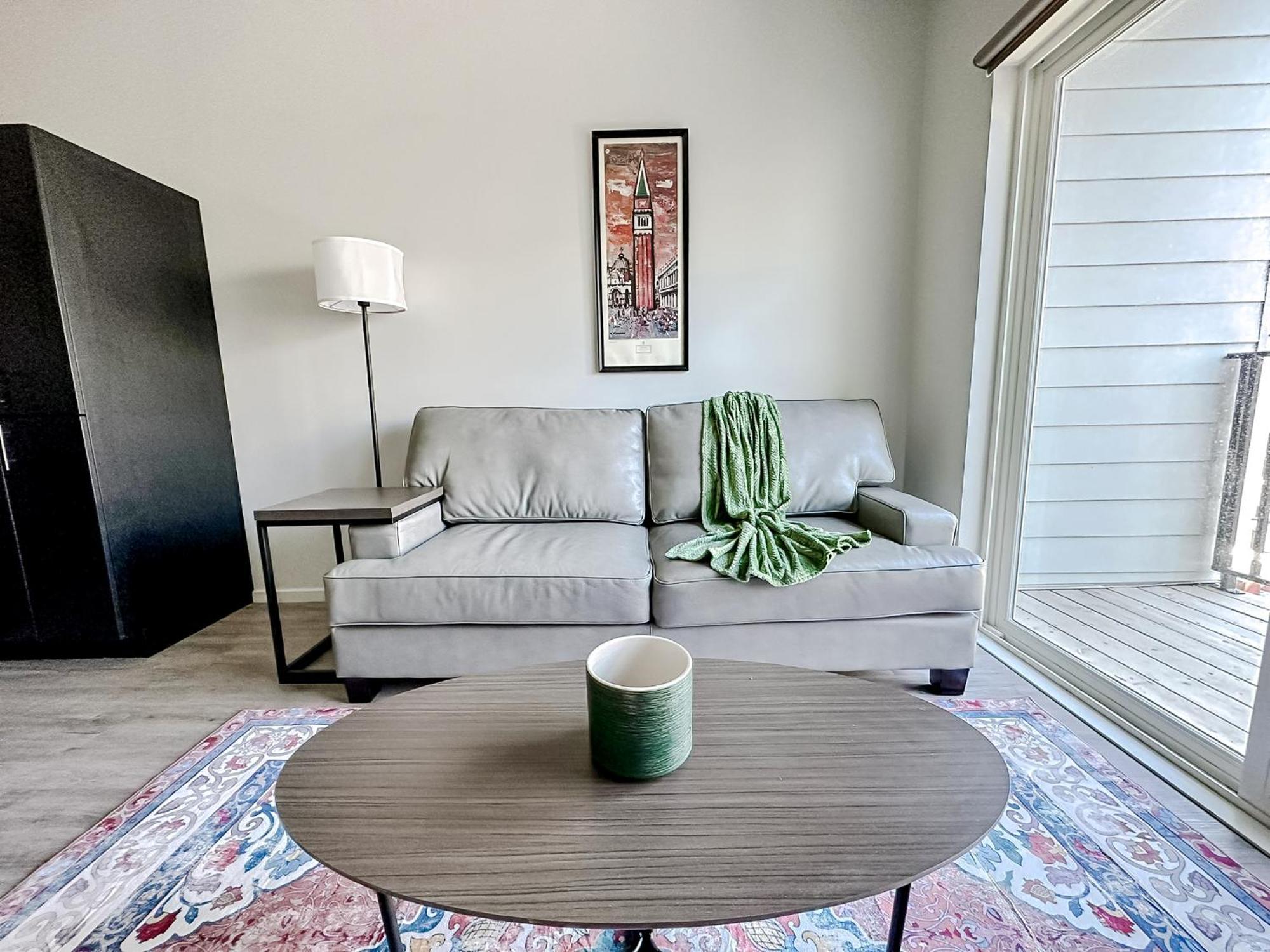 Sleepover 1Bd 1Ba Omaha Apartments エクステリア 写真
